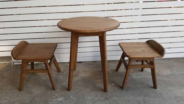 โต๊ะ เอเดรียน (Adrian Cafe Table) โต๊ะ เอเดรียน (Adrian Cafe Table)